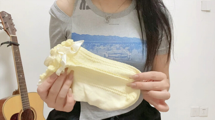 ถุงเท้าเนื้อนุ่มจนอยากกัดสักคำ!