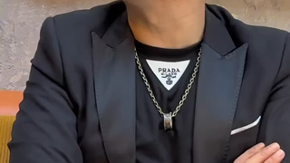 我爹说这是当代微瑕年轻人2.0版本 再这么整老板都不敢来店里了 #父慈女孝 #老板在自己家吃饭该不该给钱