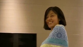 Order takeout in the middle of the night to seduce Sister Lu and see how she reacts