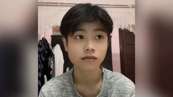 Nhiều lúc chán khum mún nói
