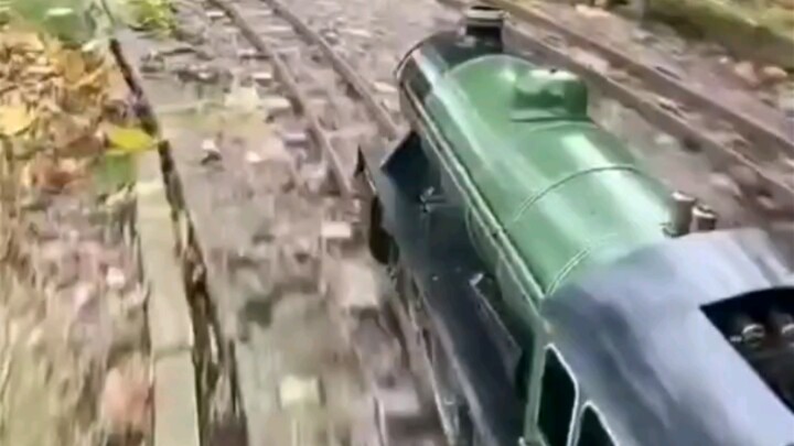 Steam Locomotive (Pocket Edition)