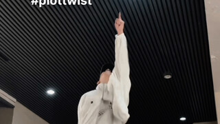 脸很好戳的样子 plot twist—tws