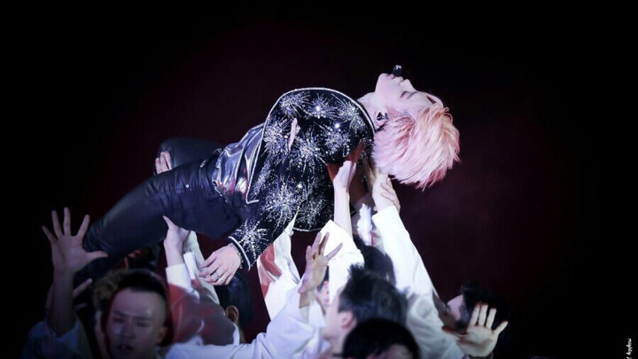 [Taemin Line] Nơi tụ họp của những ông hoàng vũ đạo Hàn Quốc, thần tiên mà ngay cả sợi tóc cũng biết