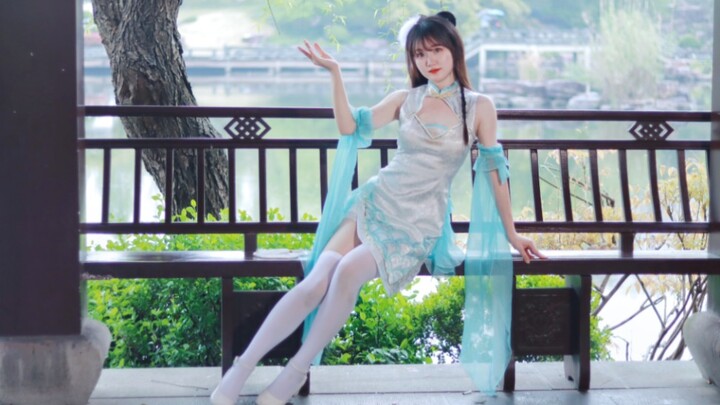 ✿Khoác lên mình chiếc sườn xám, vẽ nên nỗi nhớ nhung khó nguôi✿ Đan Thanh【Tiểu Hoài Hoa】