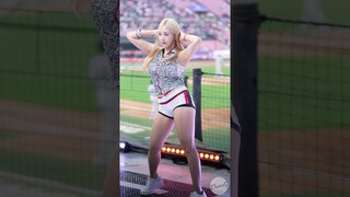 의상부터 완벽한 복고댄스 조예린 치어리더 Jo Yerin Cheerleader