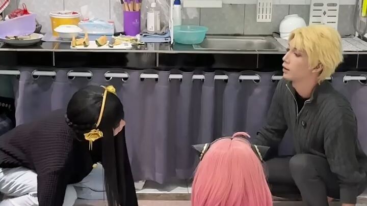 COSPLAY ANIME| kamu harus nurutin ego