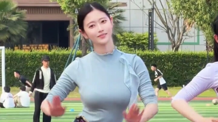This dance is so beautiful!