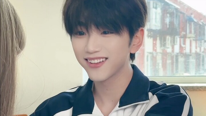 أنت مفاجأة شبابي...