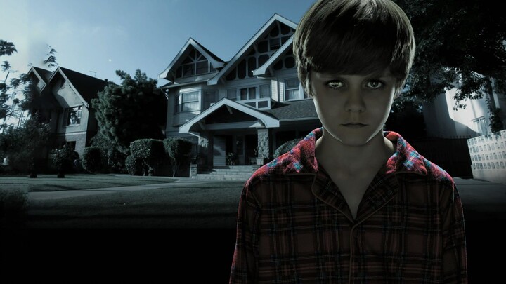 A Deep Dive into James Wan’s Classic Horror Film “Insidious”: A Family Moves into a Haunted House, a