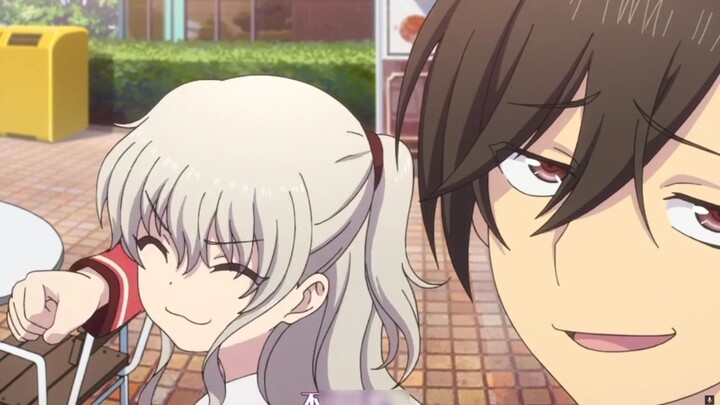 He really likes Tomori Nao's fist