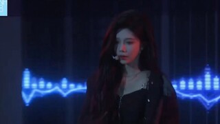 เมื่อกลับมาดูอีกครั้งถึงได้รู้ว่าแท้จริงแล้วเธอกำลังบอกใบ้เราอยู่ทุกที่ เพียงแต่เราไม่ได้สังเกต ยังน
