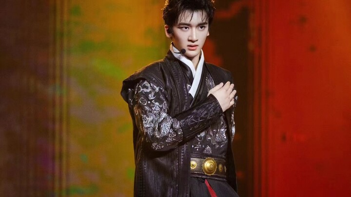 【Kế hoạch Đăng Lục】Hành trình ra mắt thế hệ thứ ba gia tộc TF "Ngày Đăng Lục" sân khấu công diễn lần