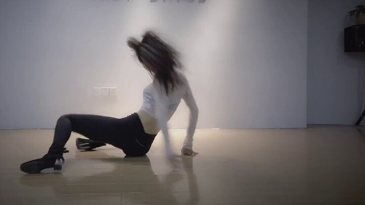 [SPEC Dance] "Girls Need Love" - JoJo Gomez, guru Red House, menari mengikuti koreografi Power Jazz