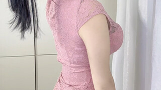 Baby, does it look good if you tie your hair like this?