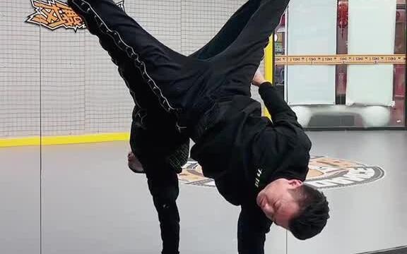 AIR flare 必练的三个动作 A飞并不难  街舞  街舞教学