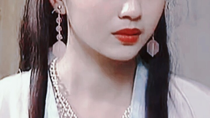 Hilarious—no wonder the haters get completely shut down by her fans!