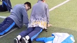 Si jenius olah raga ini keterlaluan, bikin saya ketawa sampai mati, hahahahaha!