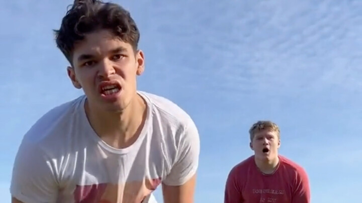 Kehilangan Kepolosan karena Dominasi Ala Amerika