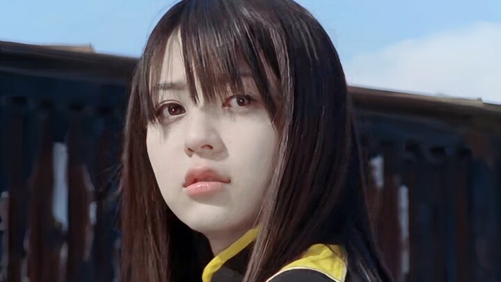 "Gadis Manis No.1 di Hongyin" |