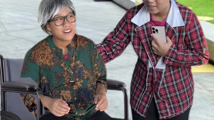 This is how my bestie and I will be when we’re old.