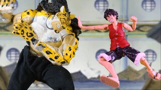 [Stop-Motion Animation] One Piece: Luffy vs. Lucci