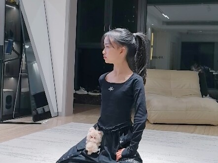 خطة رقص كامل الأغنية للعرض الدراسي في المدرسة