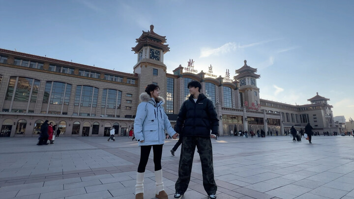 Tarian Mongolia Lai Cai di Stasiun Beijing
