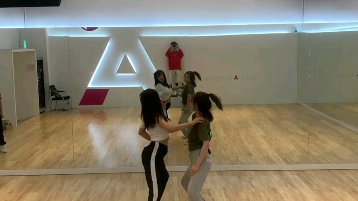 【Apink|CHOBOM】This segment is absolutely epic!!!