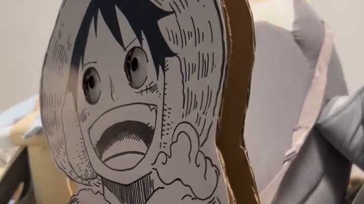 Tôi đã tiêu tốn bảy đô la năm mươi xu để làm một chiếc đồng hồ Luffy.