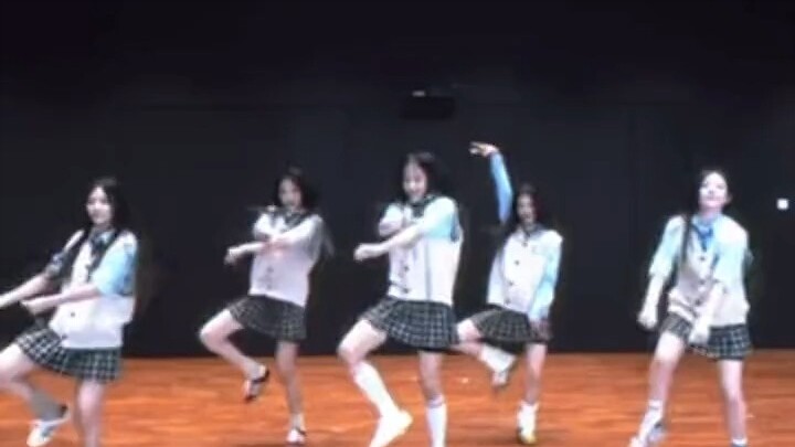 Everyone goes to the C position and then performs beautifully for a while