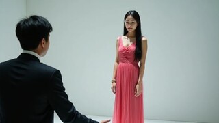 Cô Gái Vô Liêm Sỉ
