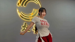 مجرد زيادة الوزن، رقصة إييف الخوخ، تانغتانغ ترقص بنفس الحركات