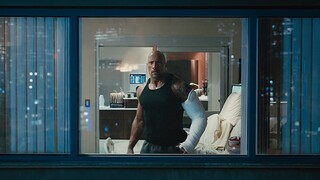 巨石强森：我就是救兵