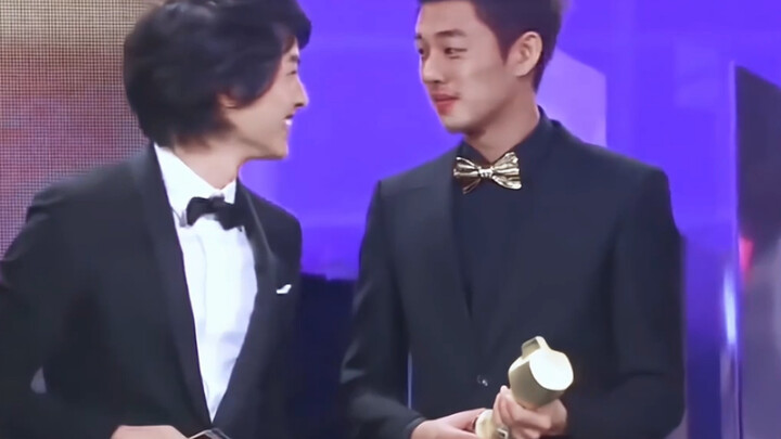 [Female Lin × Jie Ao] These two defeated the male and female protagonists and won the best CP award