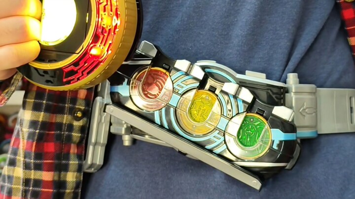 First time playing with OOO belt! So cool! I have become the king of 800 years ago
