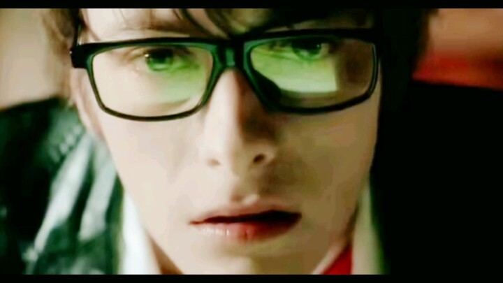【Edward Furlong】Two unpopular works at the end of the flowering period
