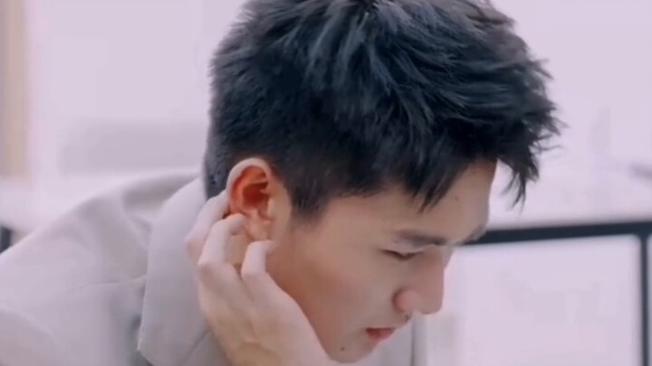 Who can save Brother Kaizi? I feel like he is already deeply trapped. What should I do?