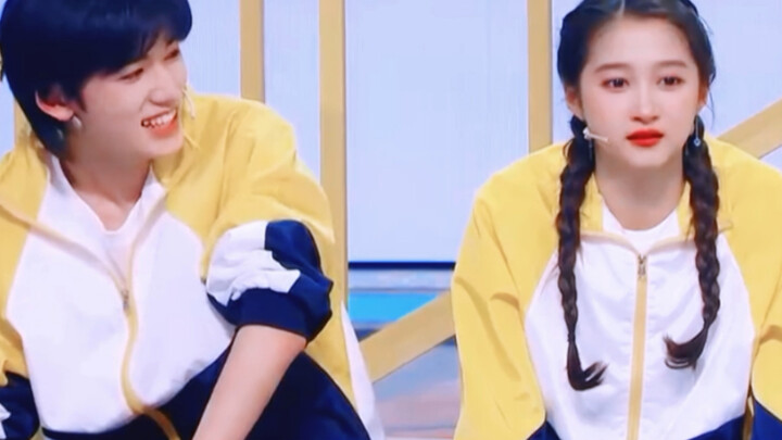 [The Guan Sibling Duo] “Others fear you’re too tall; I just worry I might spoil your beauty.”