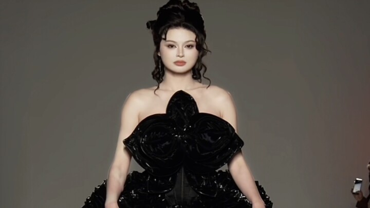 ความงดงามนั้นเป็นจริงและสามารถทำให้เป็นจริงได้