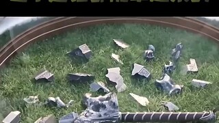 雷神之锤此处有两个穿帮设计，1.草皮怎么上去的，2.草皮怎么常绿的。