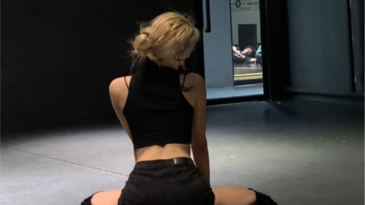 Phiên bản u ám của quả quýt các bạn có thích xem không nhỉ