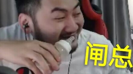 [Happy Free 25] Eggplant fights with his son for milk on live broadcast: Give dad some, okay? Little