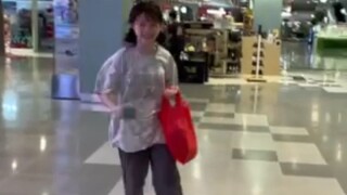 【ليو شين يوان】 ابنة العم التي جاءت من الريف [عمل تشن هونغ يو]