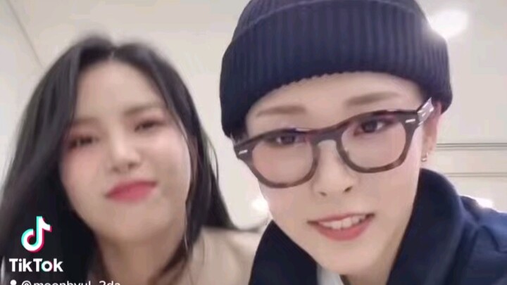 【Kim Yong-sun & Moon Byung-eun】Bada Boom (thử thách TikTok)