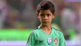 Con trai của Ronaldo đá bóng bá đạo như thế nào?
