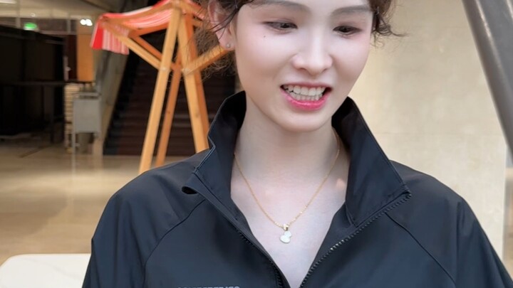 Late-night welfare idiot's oral broadcast highlights [Dawn Awakening_Spreading Hands Crow]