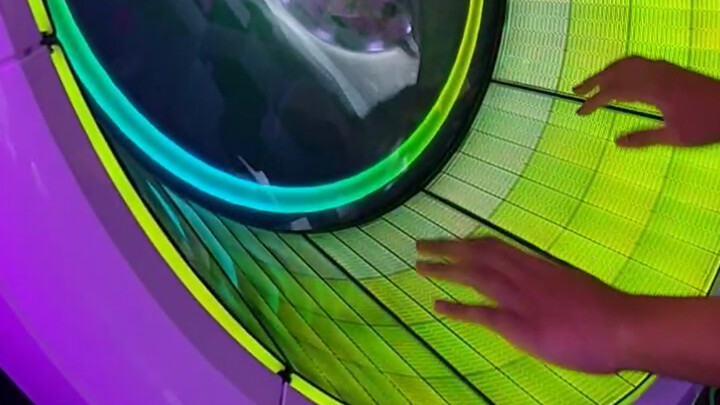 Khi game rhythm trên di động lần đầu thử sức với game rhythm arcade ♪( ´▽｀)