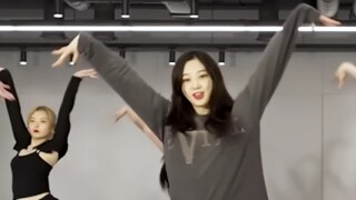 Giselle练习室Salty & Sweet高清单人直拍