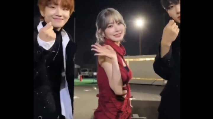 Sakura's hottest look is here again