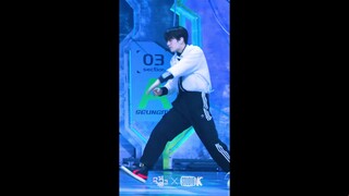 小狗：鼠手逃生真不容易